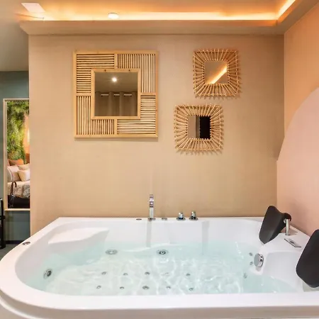 éden Doré - Jacuzzi Privatif&parking Appartement *