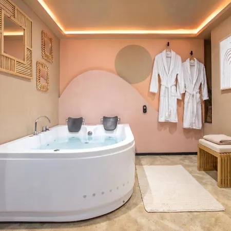 Appartement éden Doré - Jacuzzi Privatif&parking *
