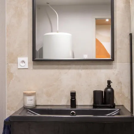 éden Doré - Jacuzzi Privatif&parking Appartement *